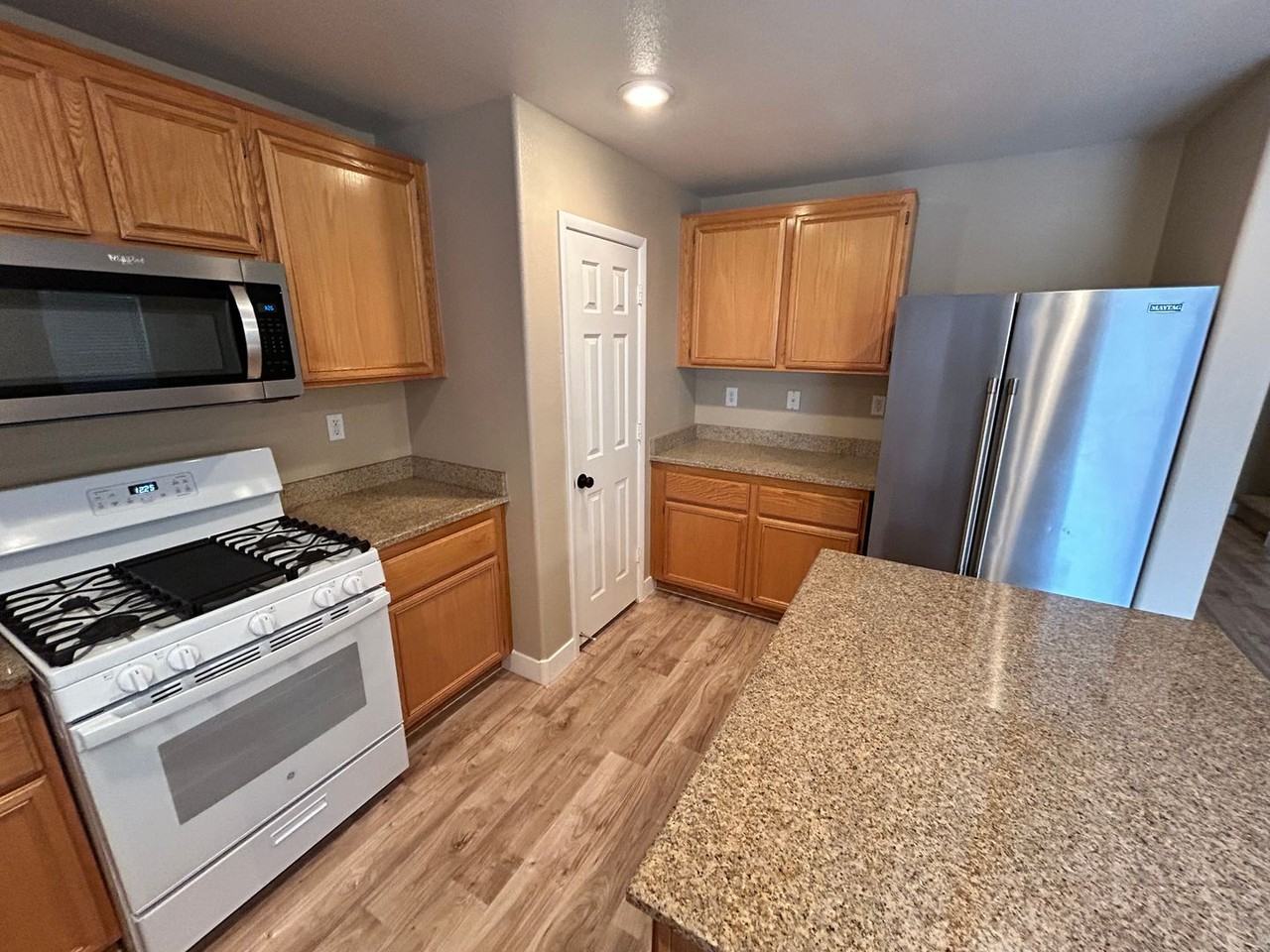 4228 Apple Oak Ct - Photo 7 of 25