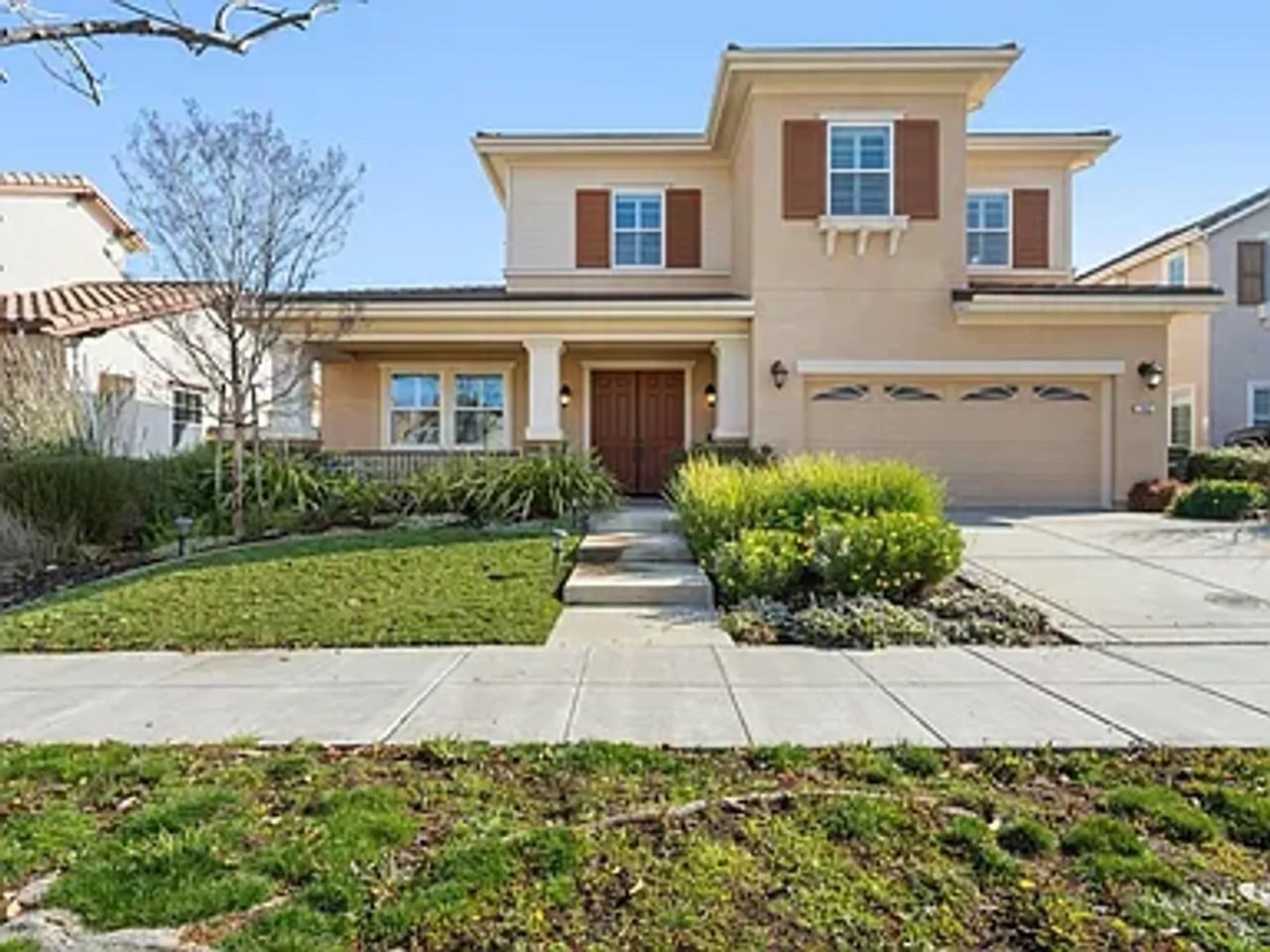 742 Torreya Ave - Photo 2 of 33