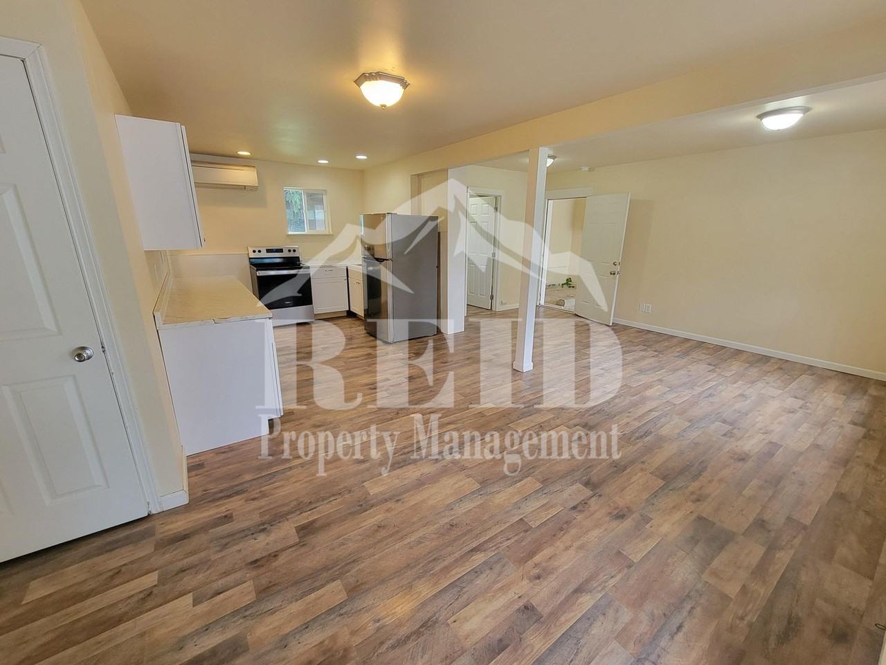 4114 Mccall Blvd W - Photo 4 of 25
