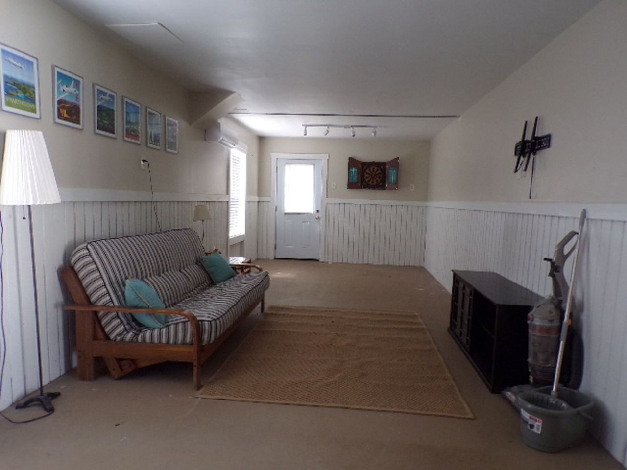10 Cobblestone Ct - Photo 5 of 37