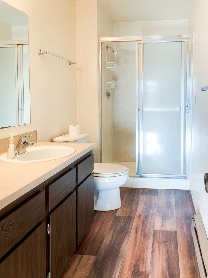 8732 Phinney Ave N #201 - Photo 6 of 18