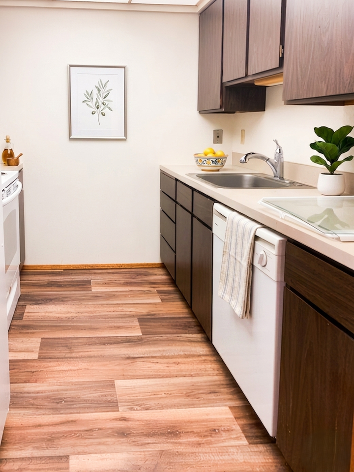 8732 Phinney Ave N #201 - Photo 6 of 21