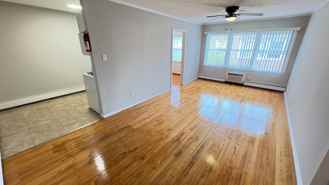 Parkwood WEST 1015 - Photo 1 of 1