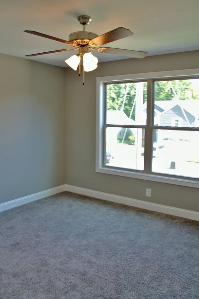 254 Azalea Dr - Photo 6 of 16