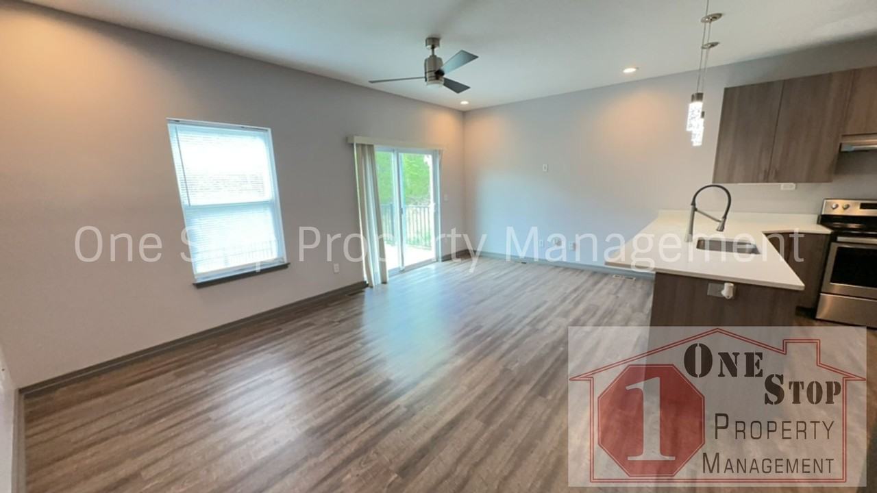 1232 Nw 77th St - Photo 7 of 21