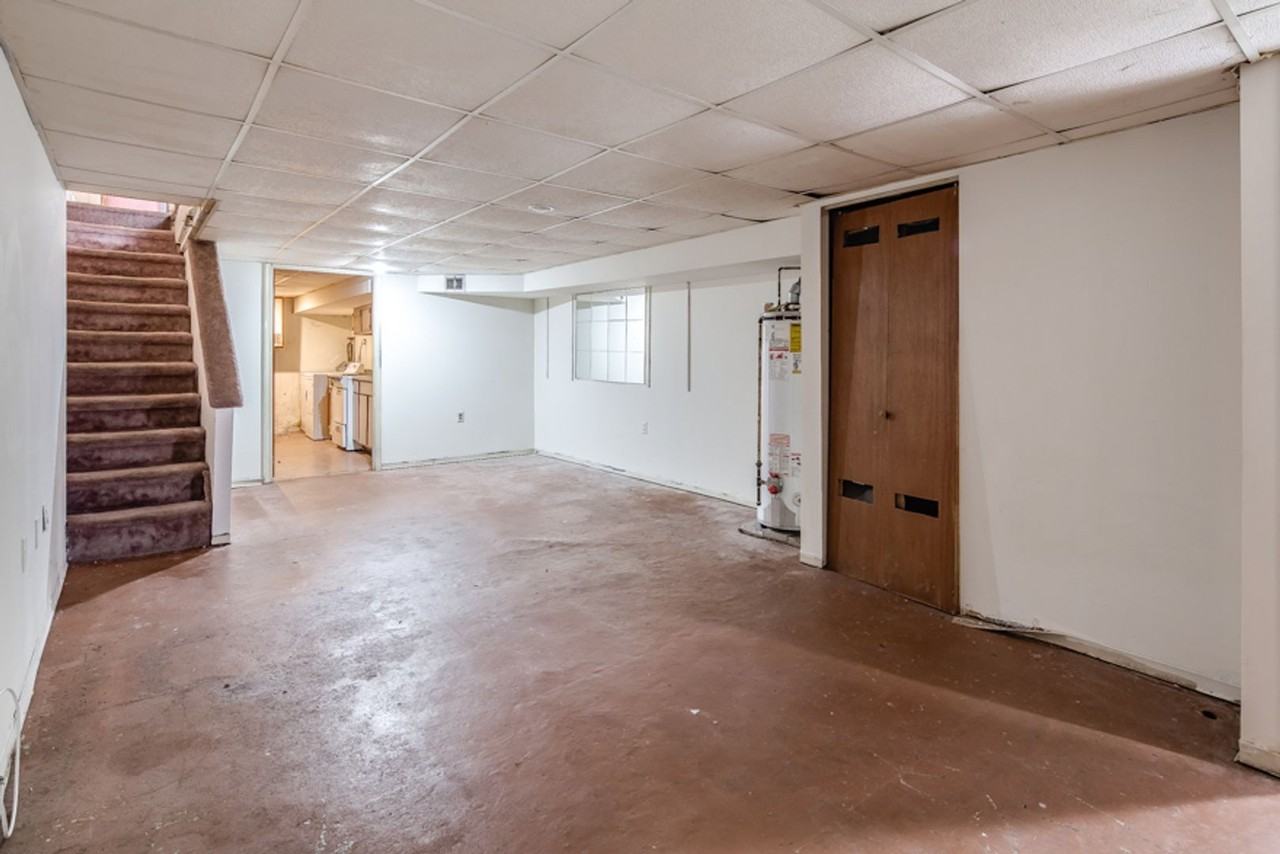 1916 Dickinson St - Photo 6 of 17