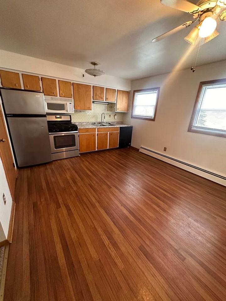 3721 Ellsworth Ave - Photo 7 of 10
