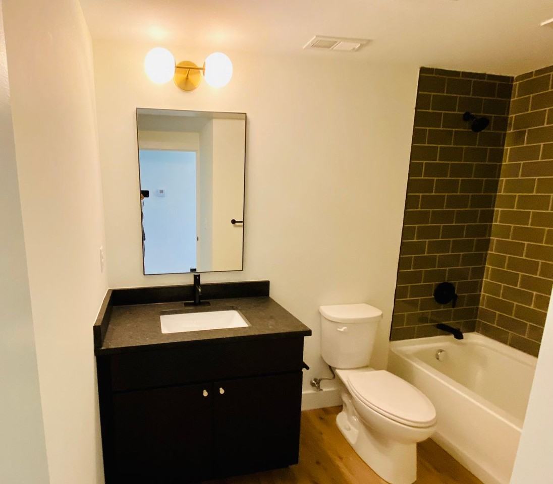 305 Pike St #307-102 - Photo 4 of 15