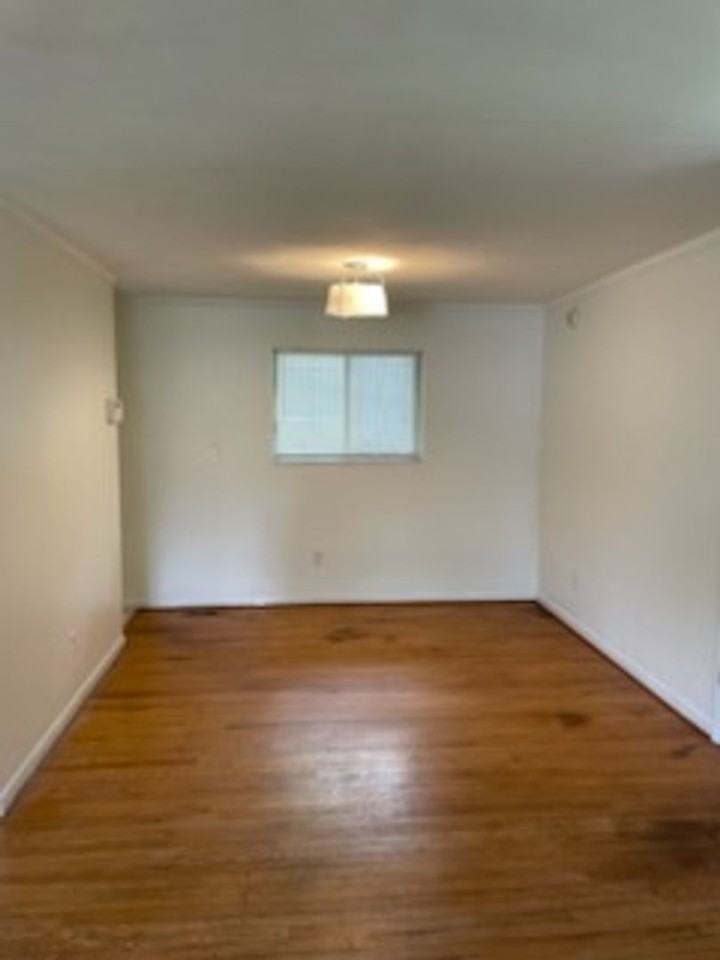 2300 Oakland Dr Nw - Photo 5 of 11