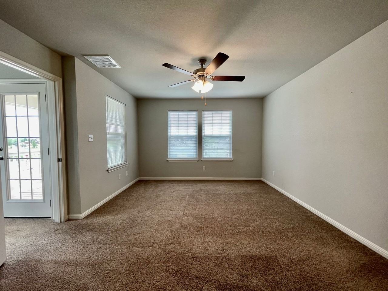 112 Witchhazel Way - Photo 6 of 14