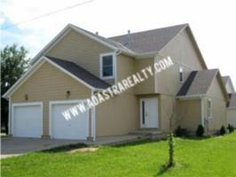 featured image of 304 N 9th St