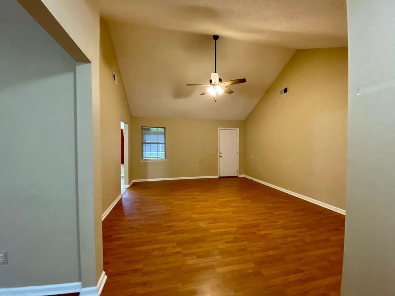 957 Black Willow Dr - Photo 5 of 25