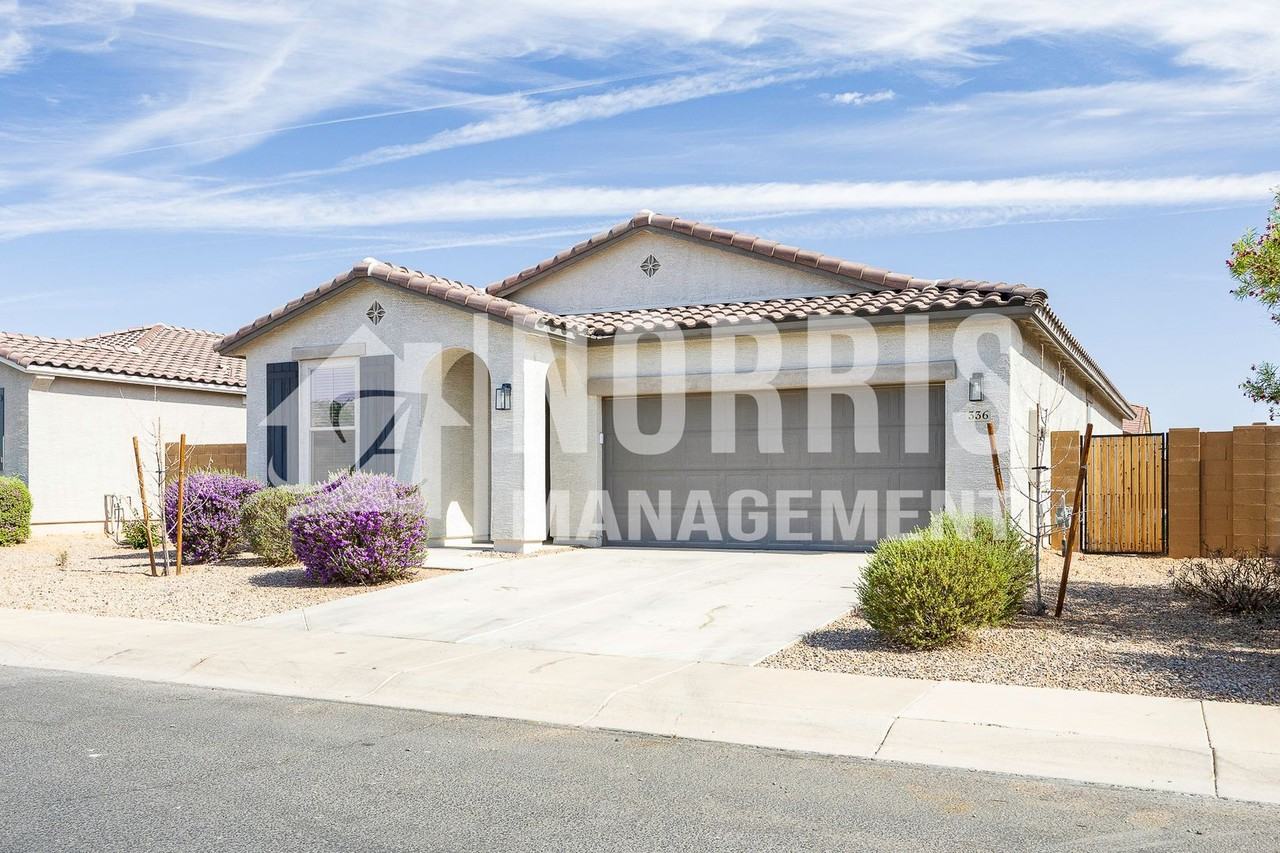 336 E Hawaii Dr - Photo 3 of 38