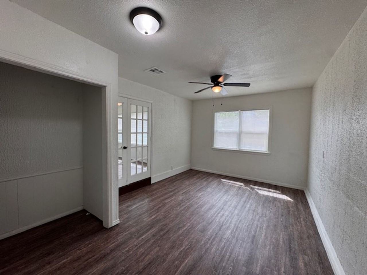 2917 Shirley Ln - Photo 6 of 12