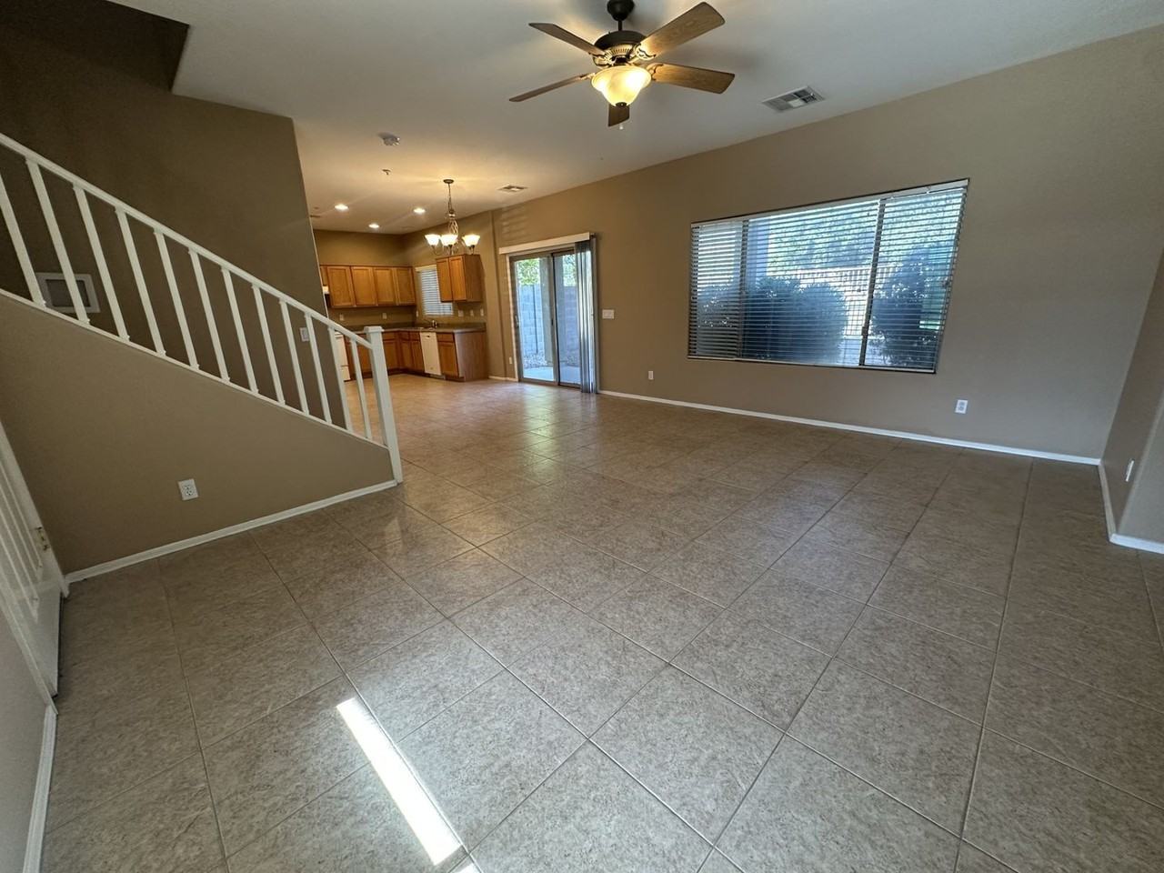 2874 S Quartz St - Photo 7 of 27
