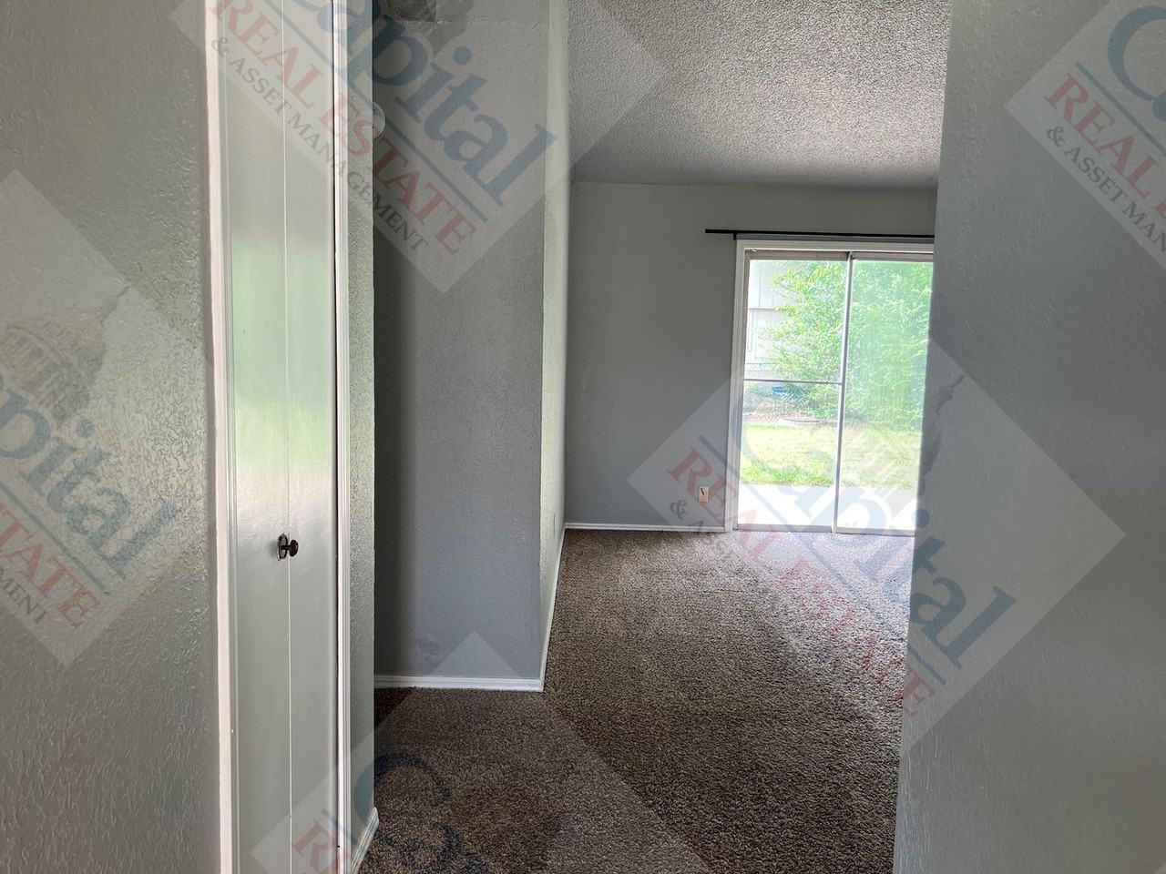 10220 Isaac Dr - Photo 2 of 35