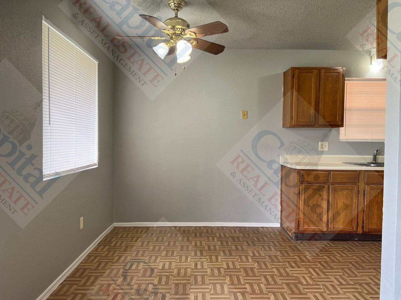 10220 Isaac Dr - Photo 6 of 35