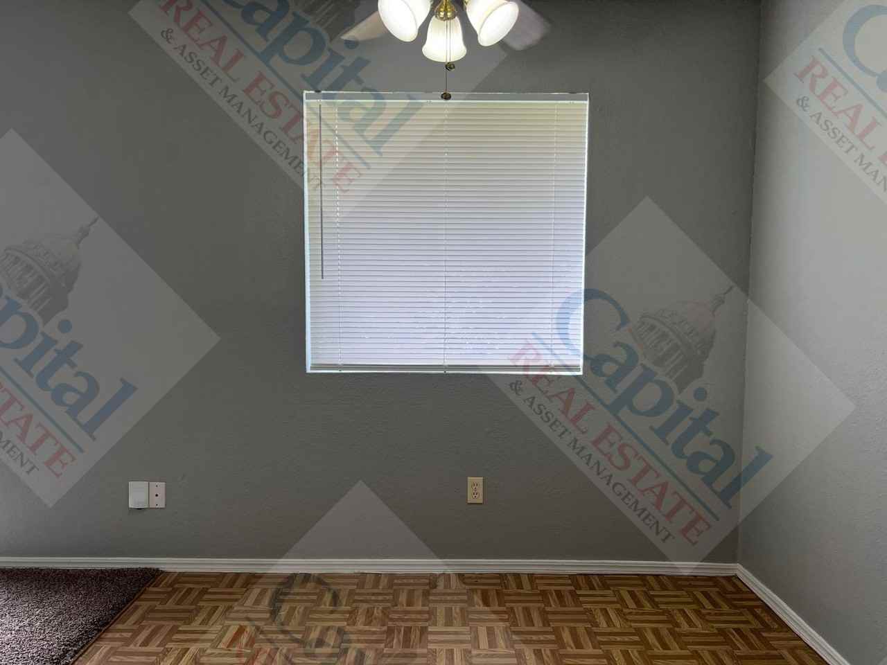 10220 Isaac Dr - Photo 7 of 35