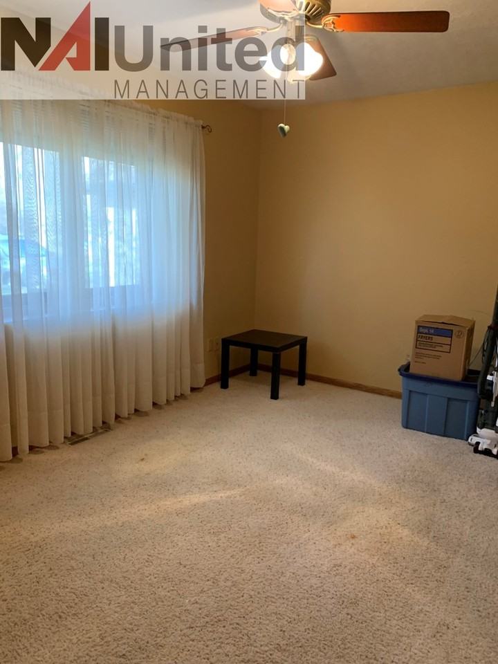 373 Muirfield Ct - Photo 6 of 14
