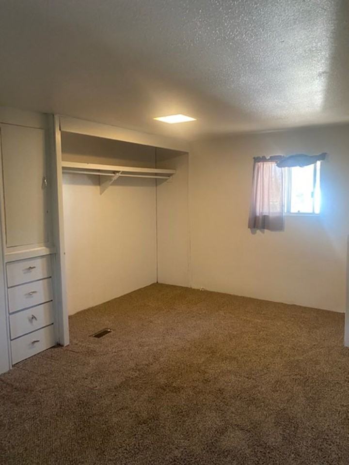 85 N 300 E - Photo 4 of 10
