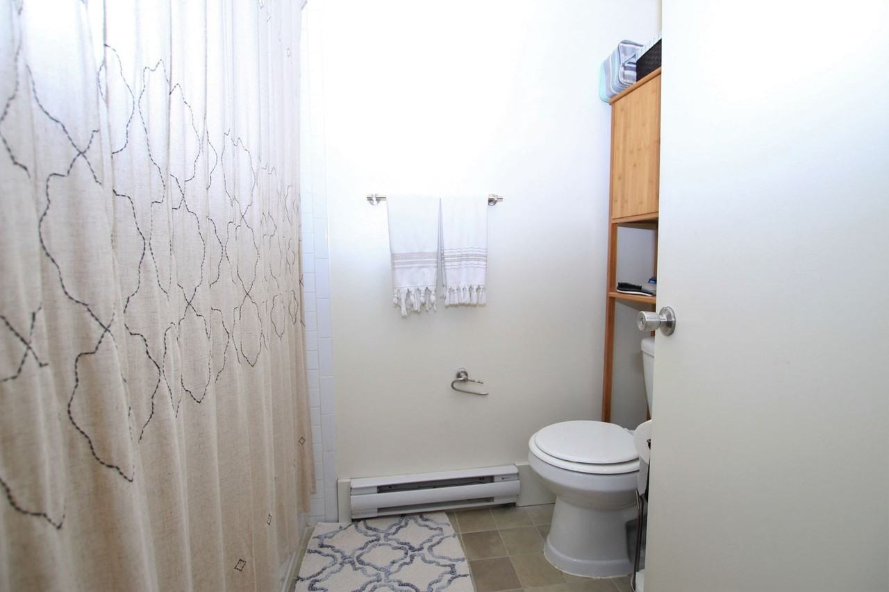 2831 W Girard Ave #3 - Photo 6 of 9