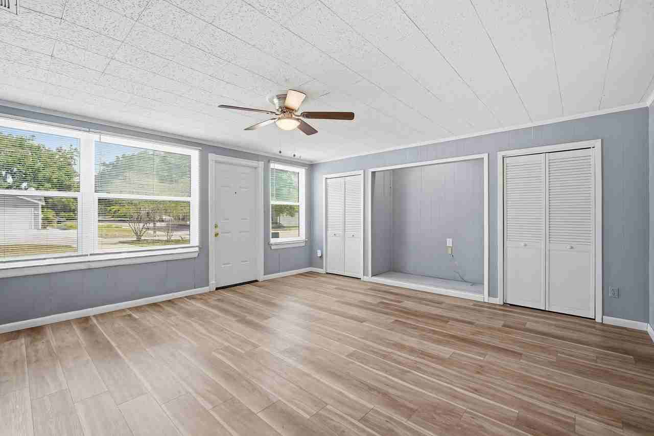 1419 E Jean St - Photo 7 of 45