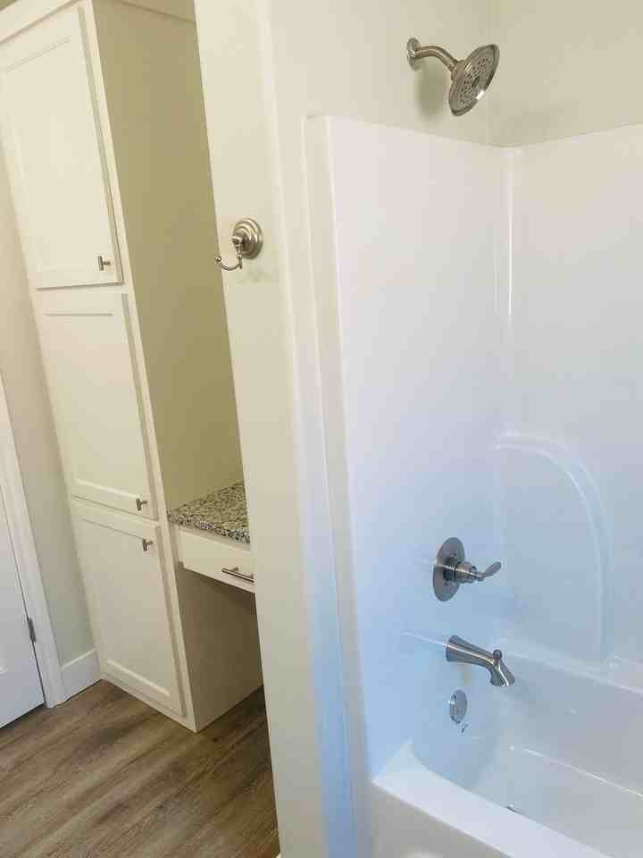 7731 97th St - Photo 5 of 27