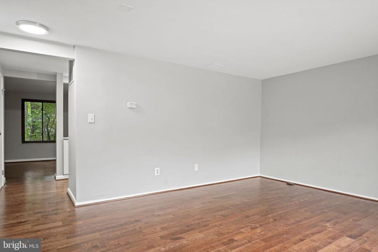 5863 Jacksons Oak Ct - Photo 6 of 39