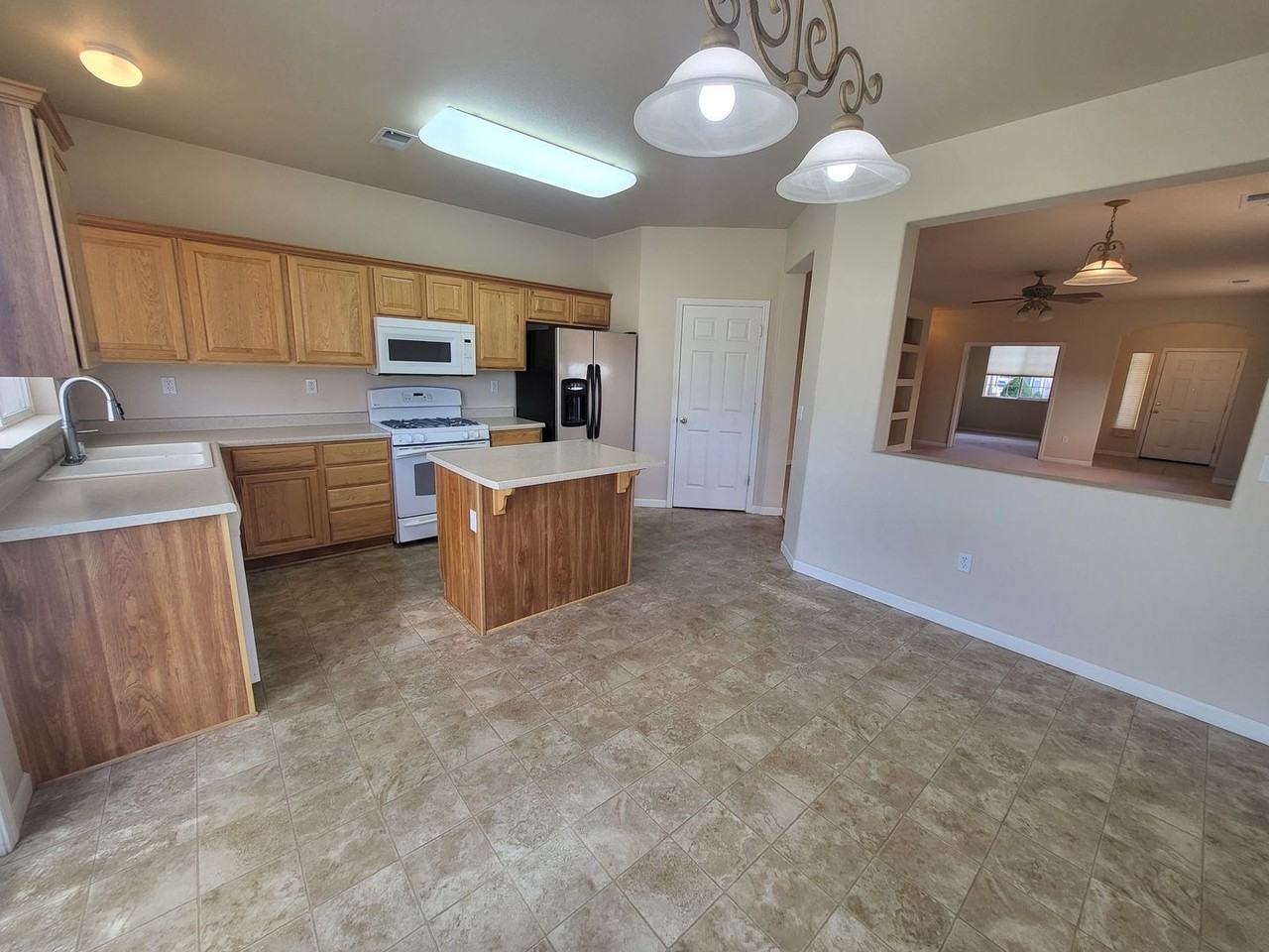 353 Royal Troon Dr - Photo 5 of 12