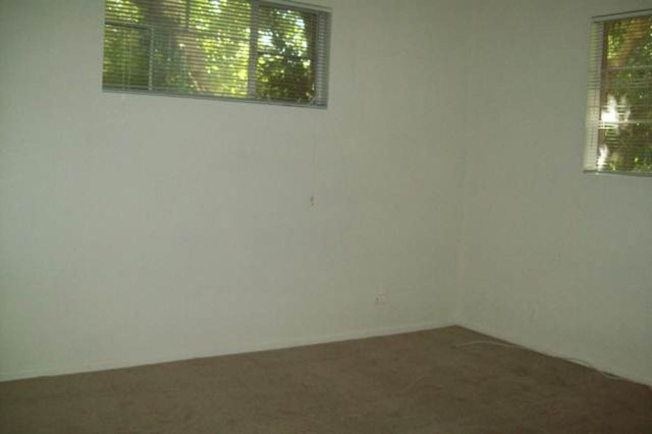 1443 E Cedar St - Photo 7 of 22