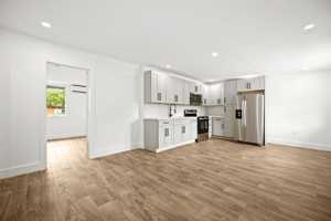 featured image of 10990 Nw 18th Ave