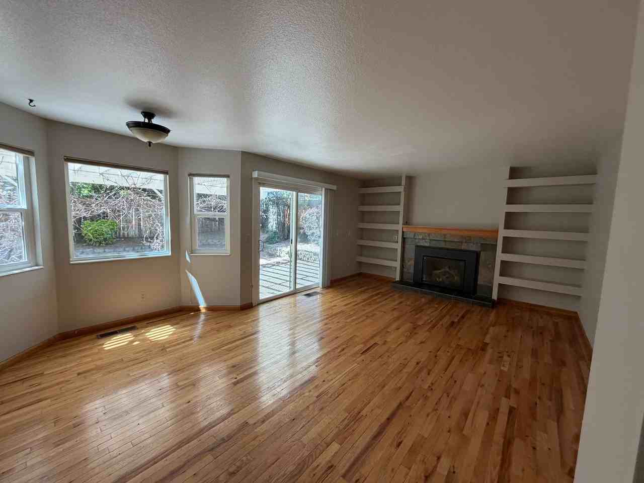 3110 Sweet Clover St - Photo 6 of 36