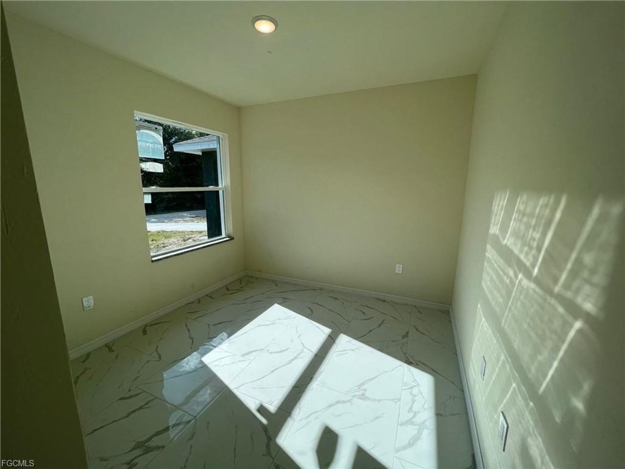 4646 24th St Sw - Photo 5 of 9