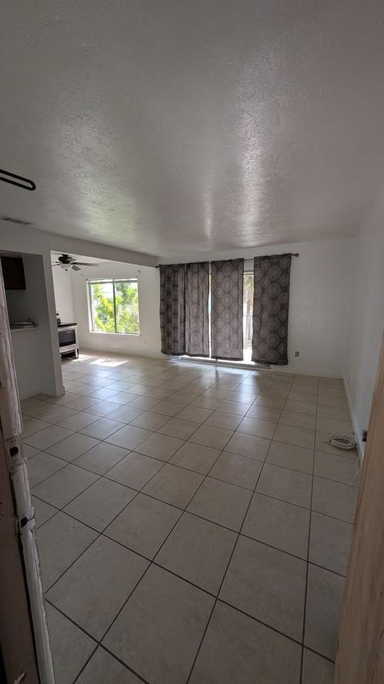 4028 Billingsgate Rd #1902 - Photo 2 of 8