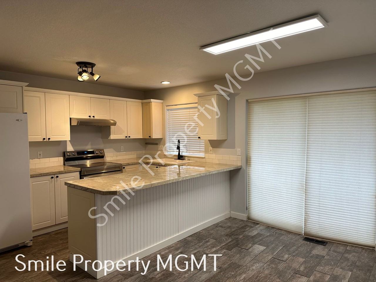 14095 Se Summerfield Loop - Photo 3 of 24