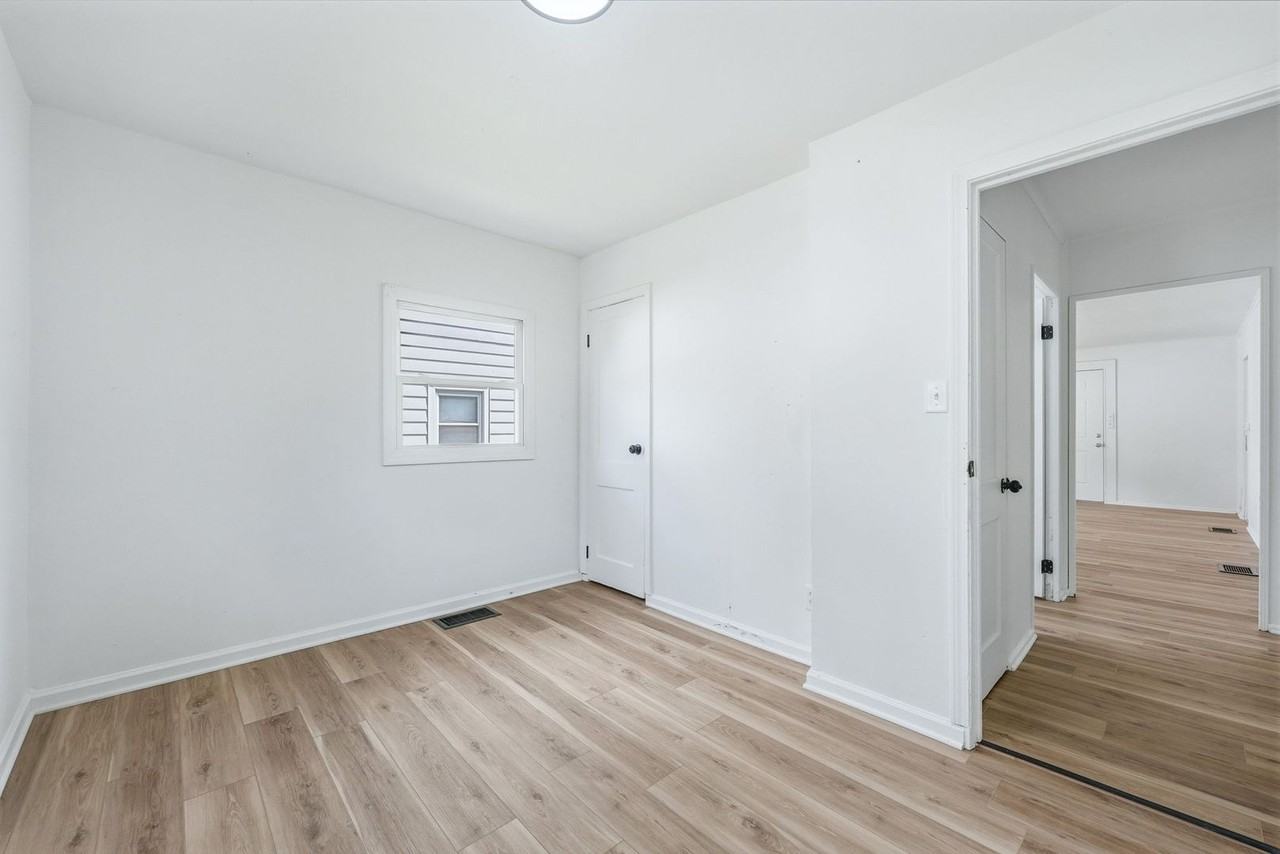 4014 Oliver St - Photo 6 of 18