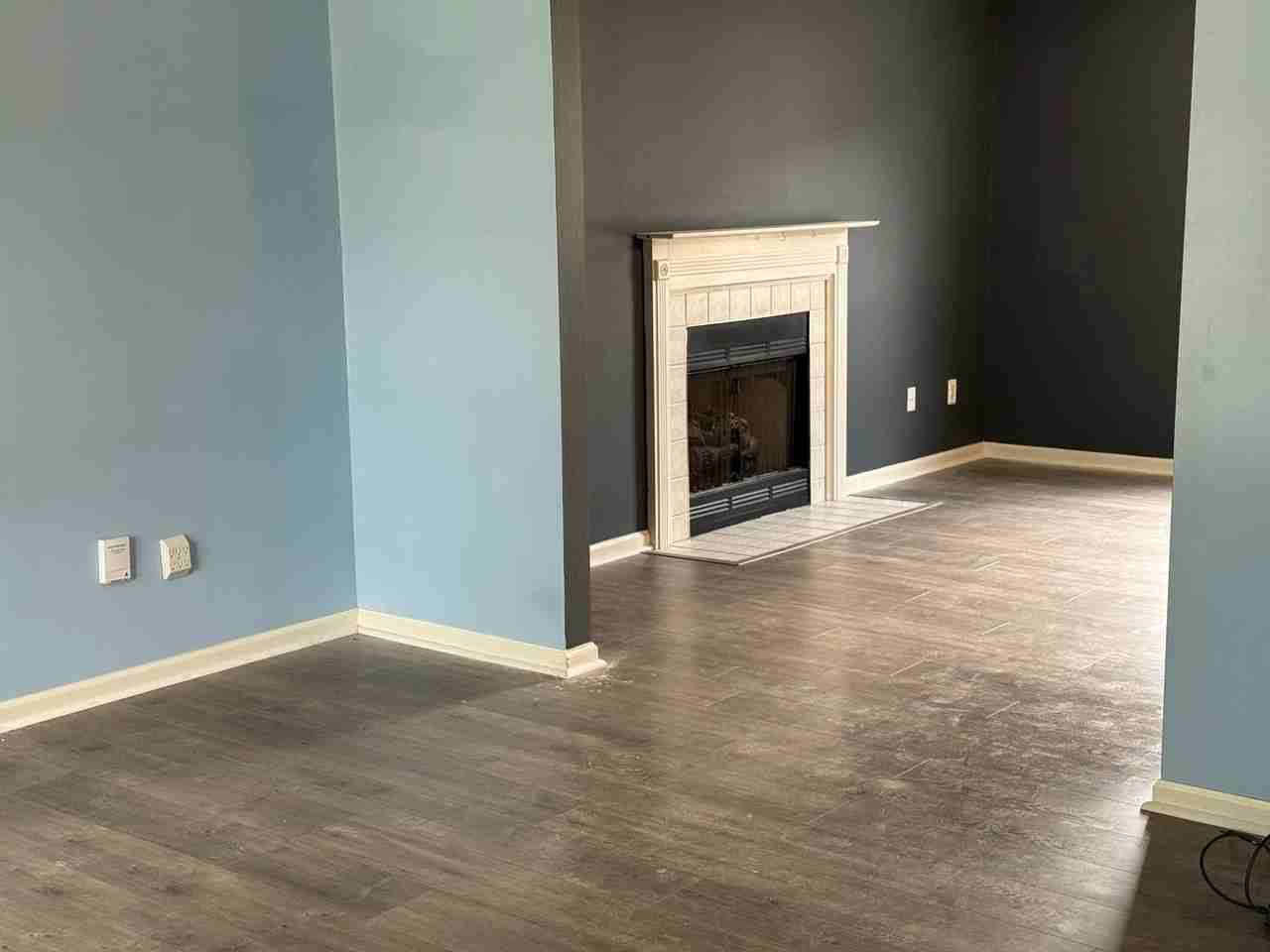 1105 E Shelbourne Dr - Photo 4 of 17