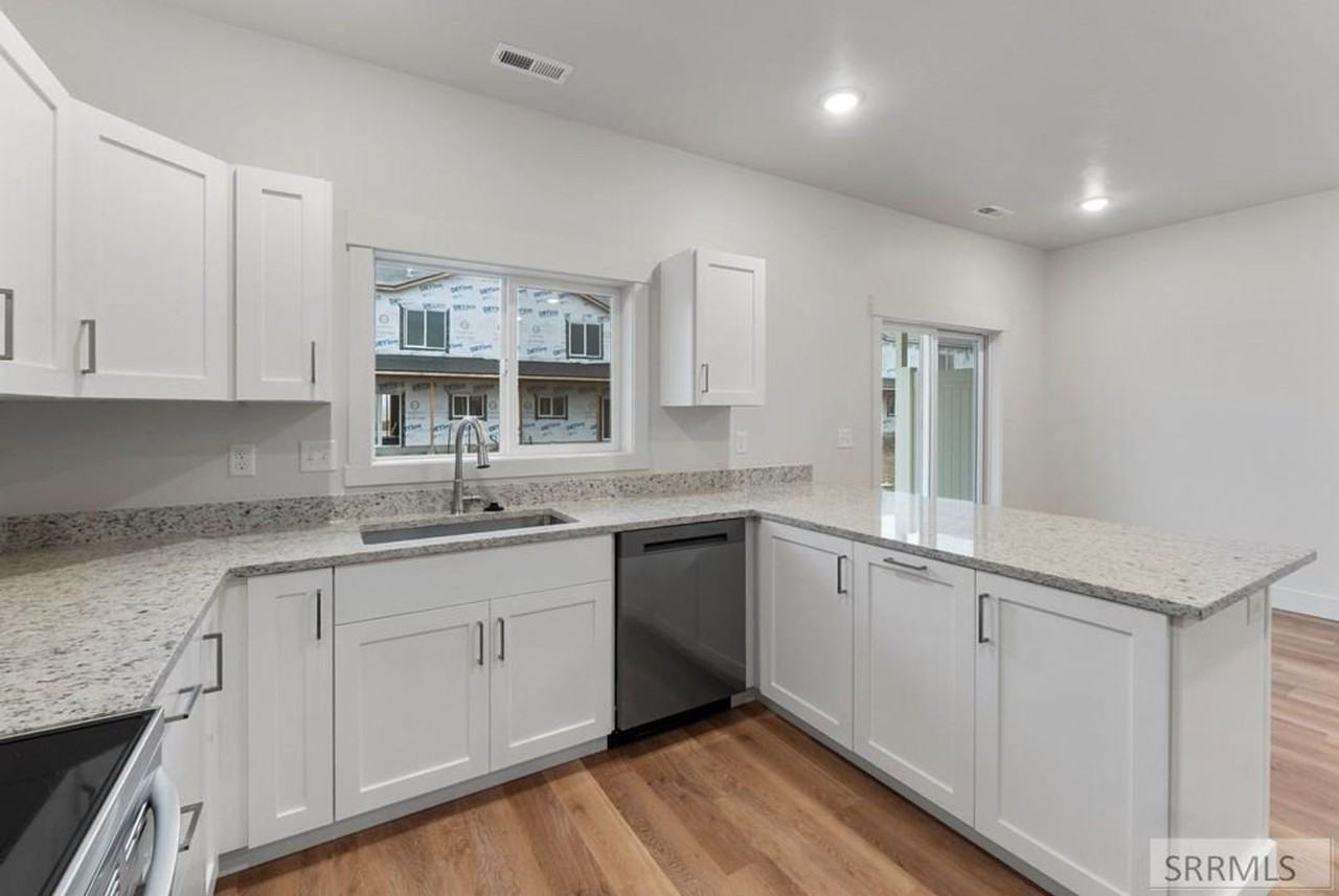 540 Sugar Beet Dr - Photo 4 of 15