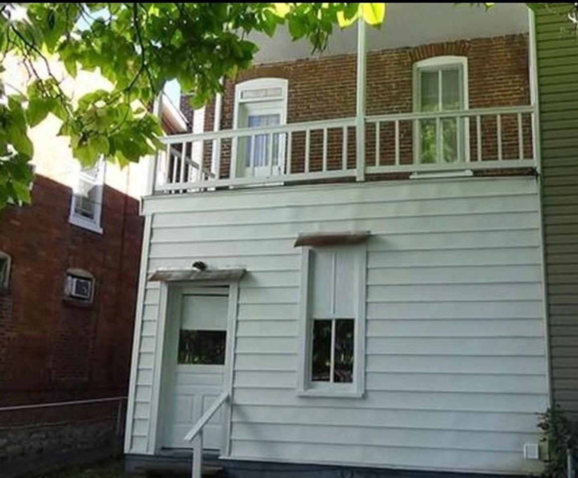 630 N West St - Photo 2 of 2