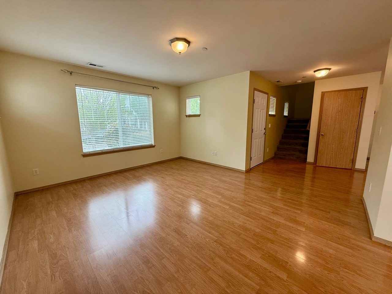 2224 Bobs Hollow Ln - Photo 3 of 22