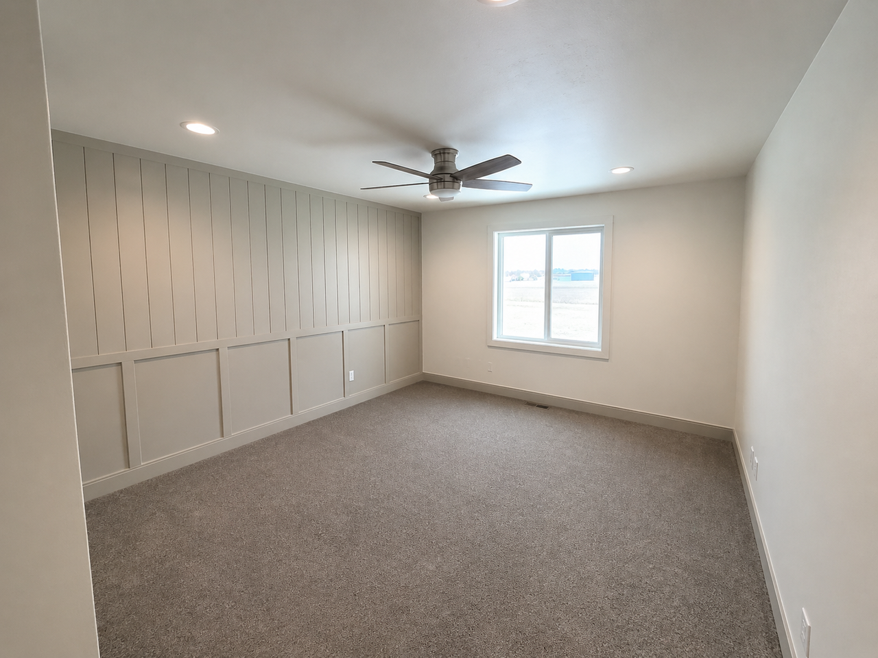 2675 Titan Dr - Photo 6 of 27
