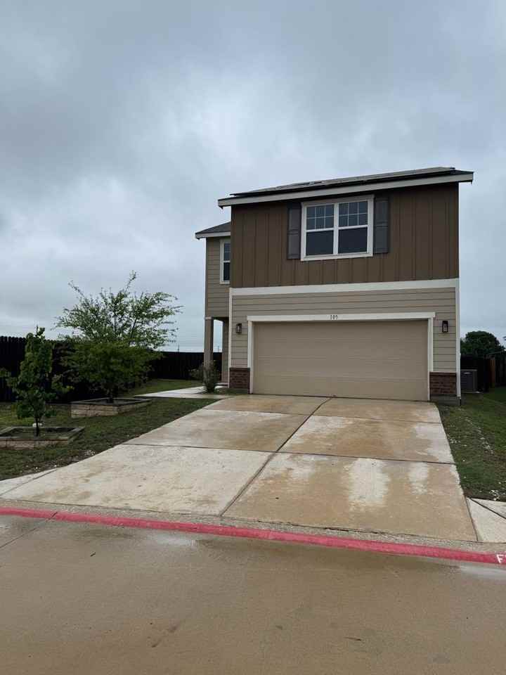 105 Rainey Dr - Photo 3 of 23