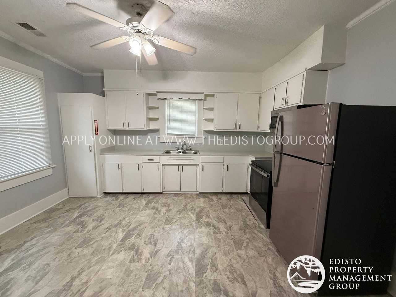 499 Boulevard St - Photo 6 of 8