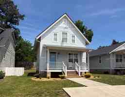 featured image of 407 Juniper Dr