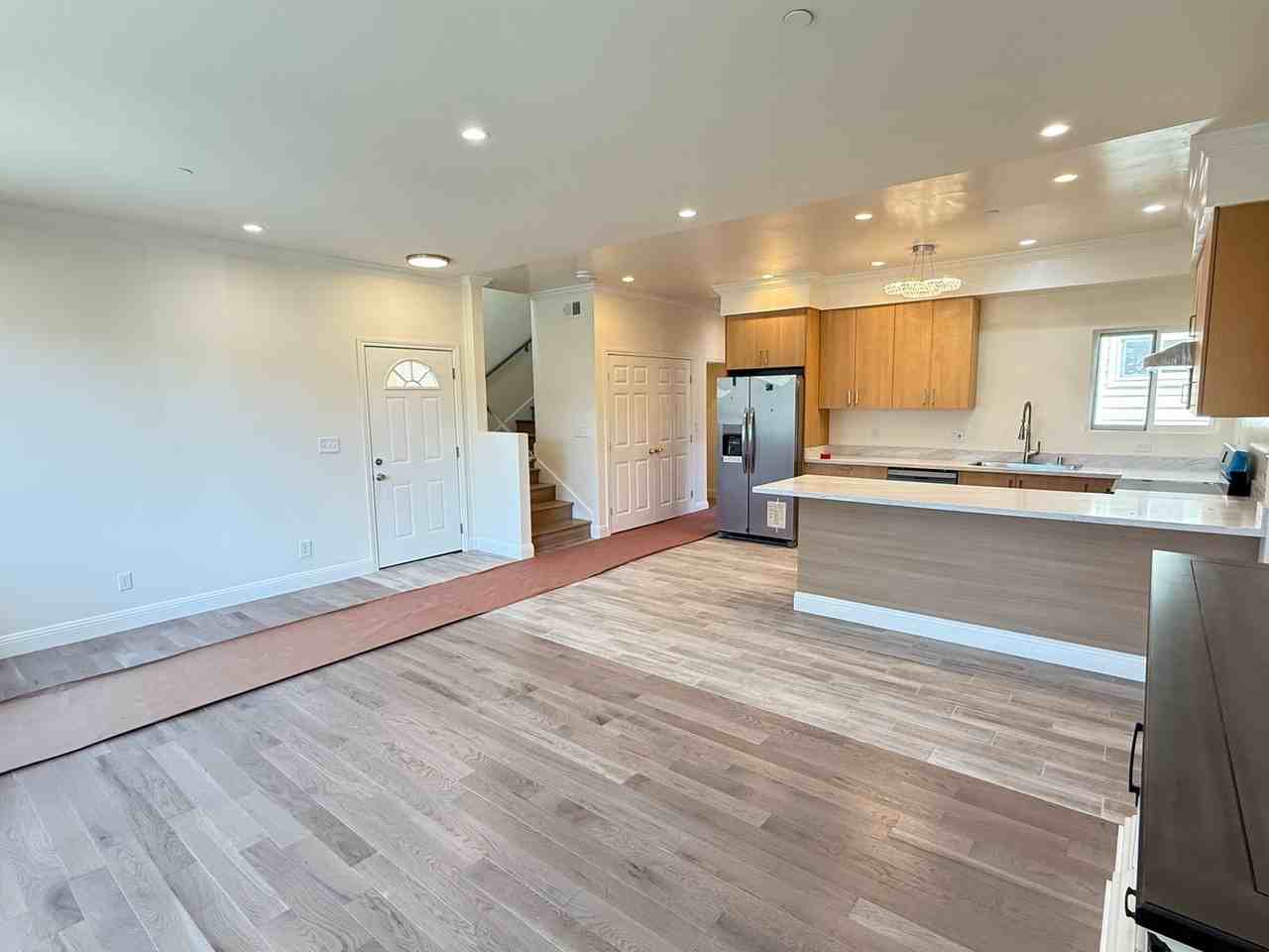 220 - 220A Sadowa St - Photo 4 of 37