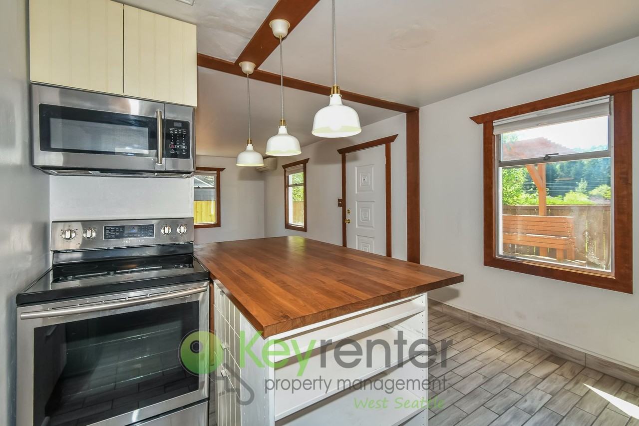 4840 25th Ave Sw - Photo 6 of 21