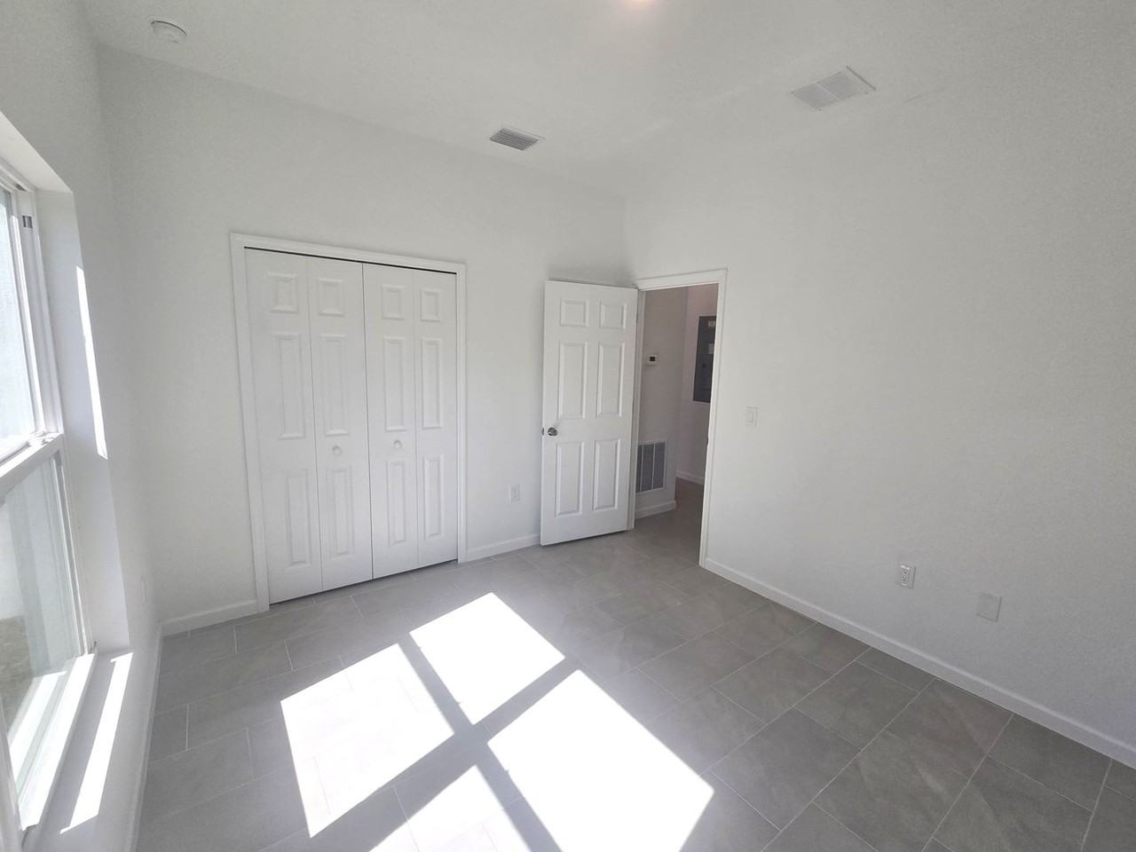 3603 38th St Sw - Photo 4 of 15