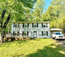 featured image of 11 Willow Branch Pl