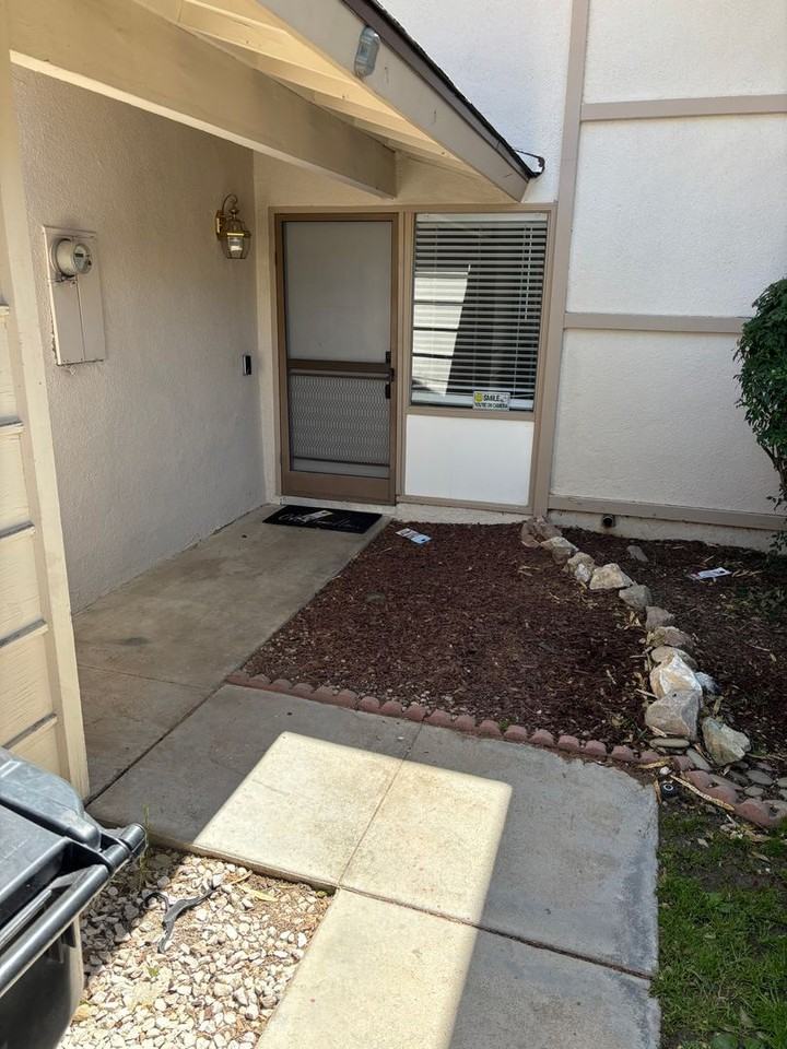 14257 Sage St - Photo 3 of 34