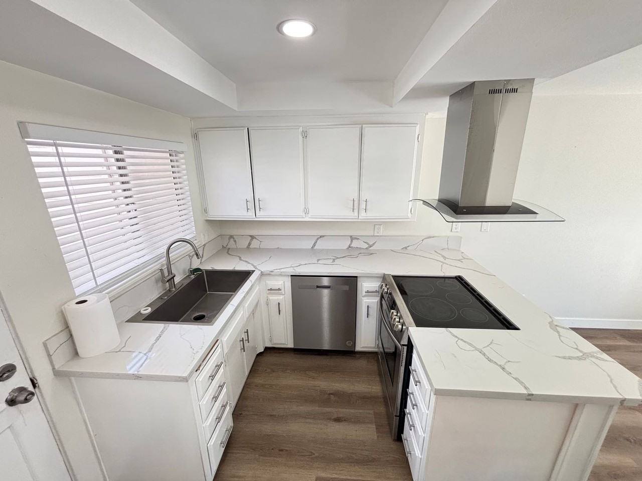 14257 Sage St - Photo 6 of 34